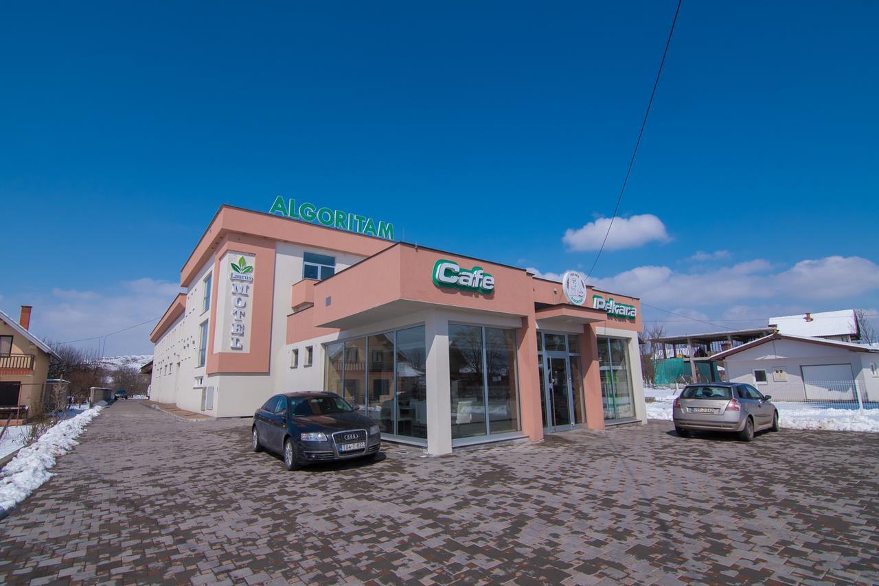 Laurus Motel Airport Tuzla Zivinice Eksteriør bilde